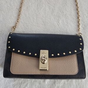 Stylish Black and Tan Coach Bag. Like New.